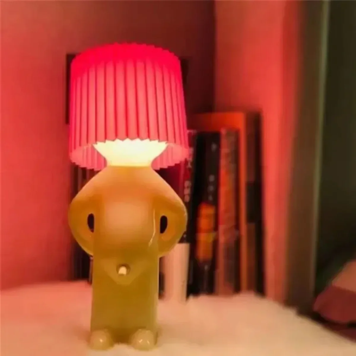 Lampe de Table Design en Forme de Personnage – Image 5
