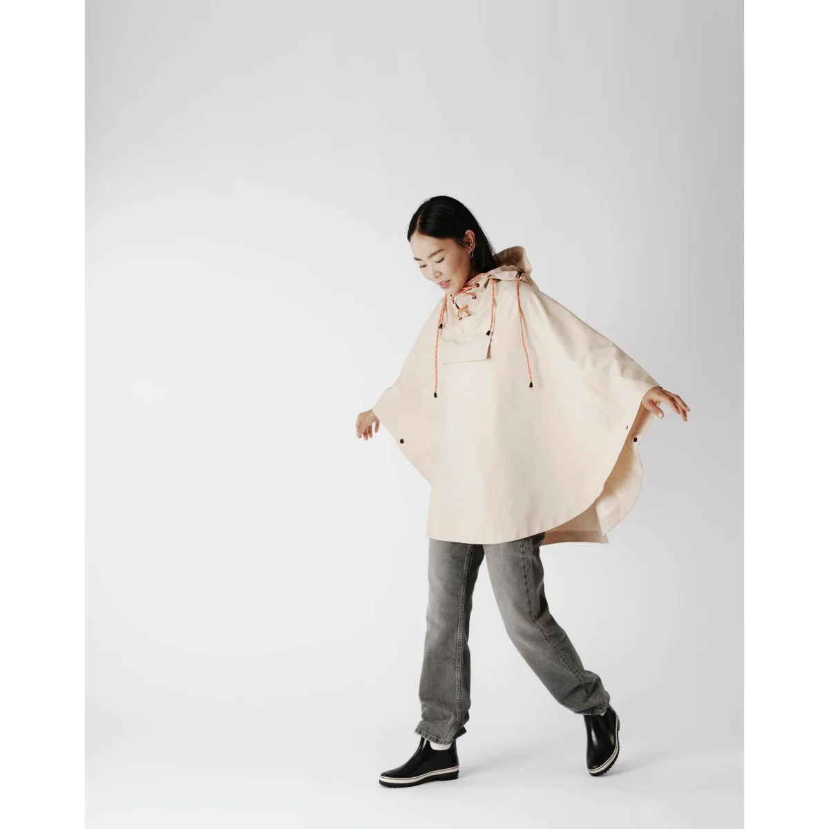 Cape de pluie LOU - Beige – Image 4